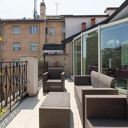 Lovely - W/ Terrace